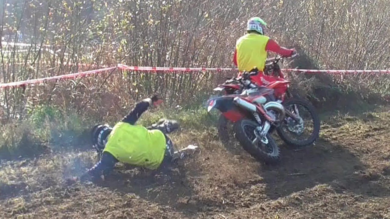RESISTENCIA ENDURO ROIS 2021 | SHOW & ACTION!