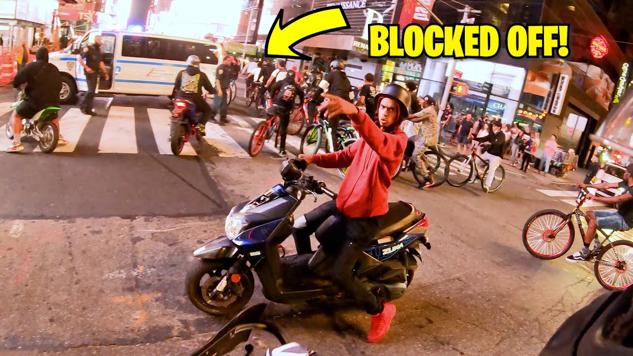 COPS BLOCK OFF TIME SQUARE DURING RIDE OUT!