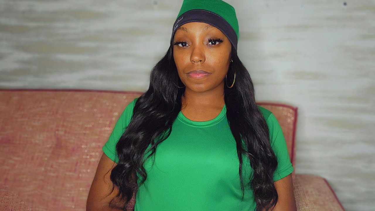 Sade Monique  is live!