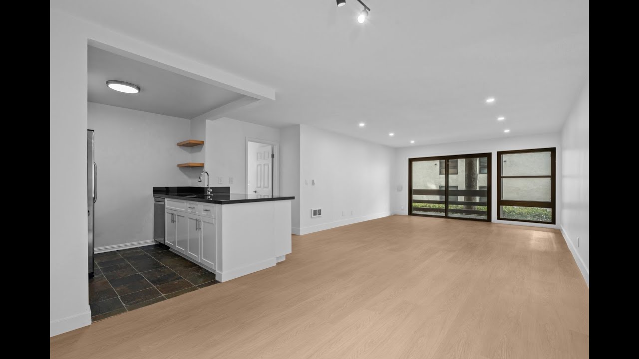 7740 Redlands Street, 