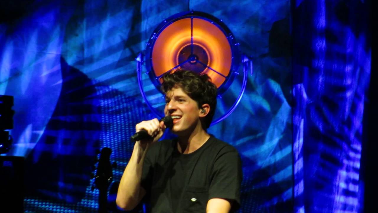 Charlie Puth -- 