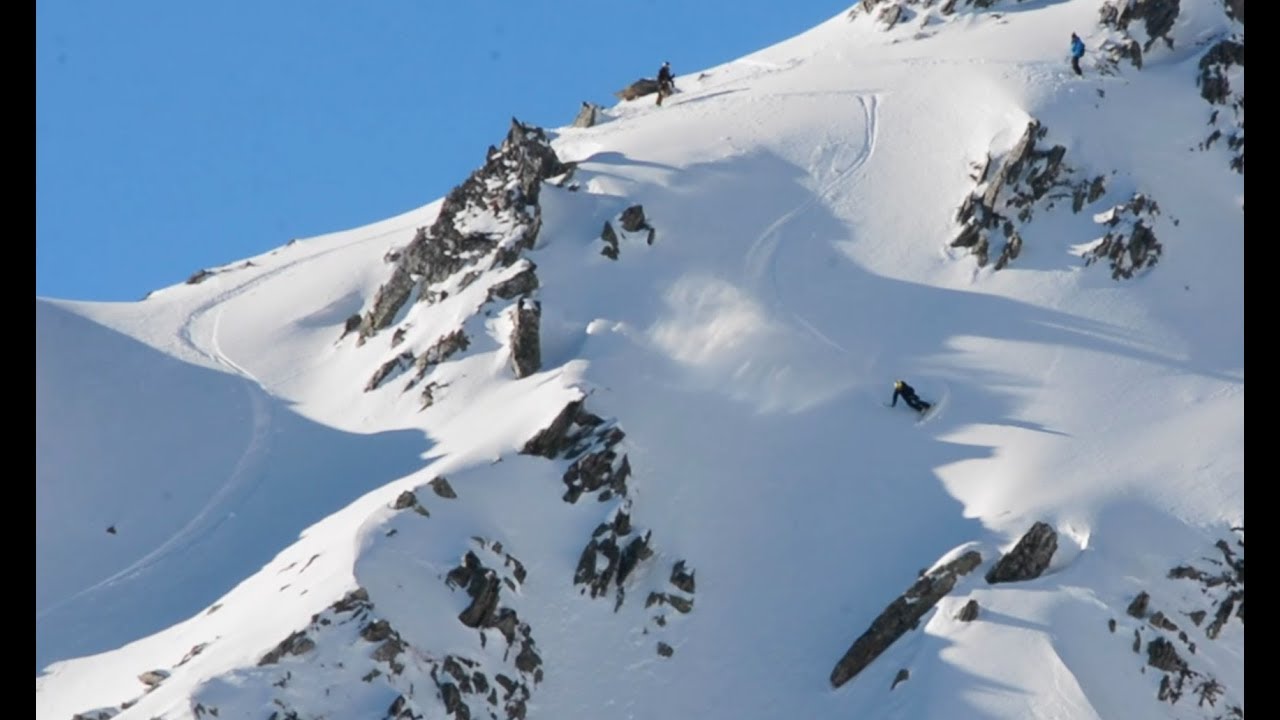 How to combine studying and skiing - Freeride Disentis
