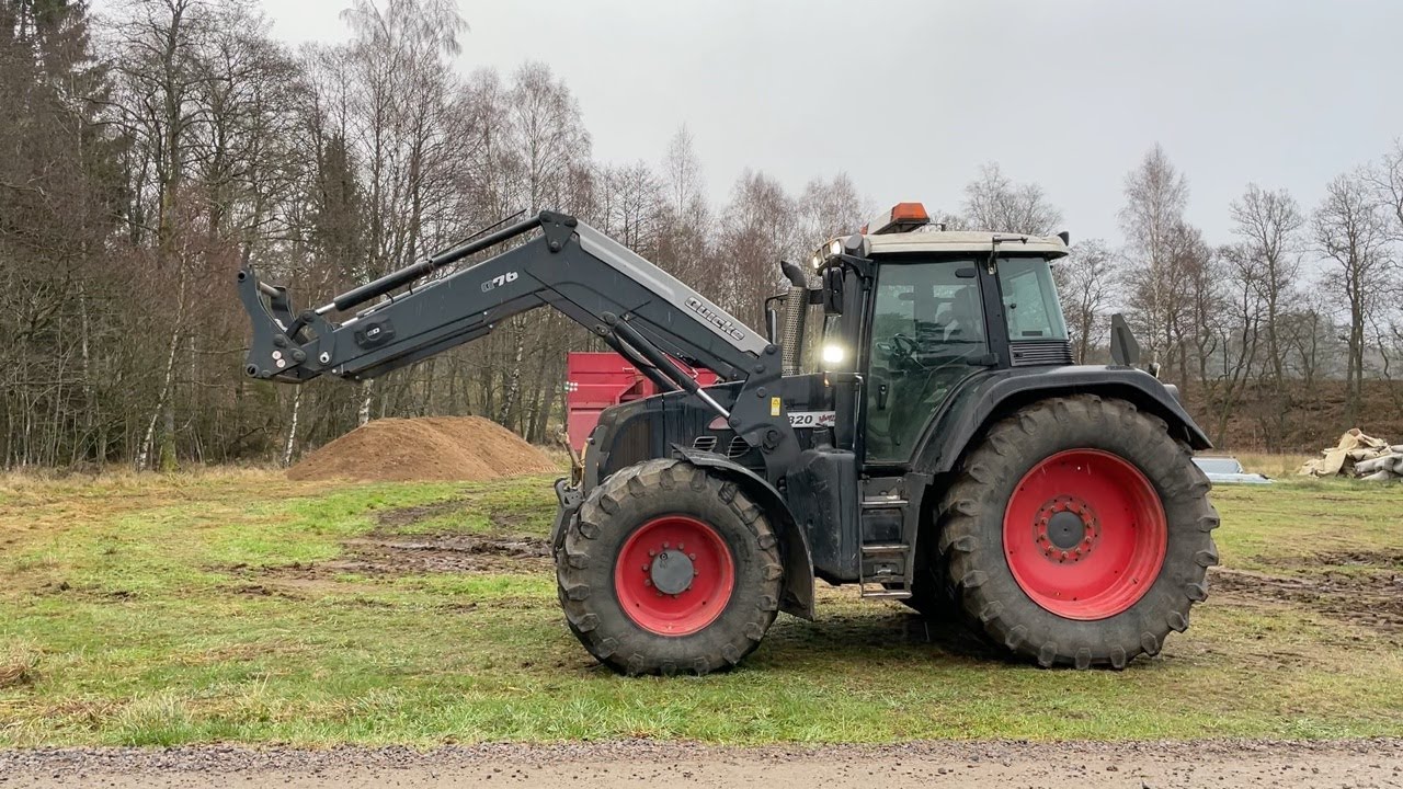 Köp Traktor Fendt 820 Black Edition på Klaravik