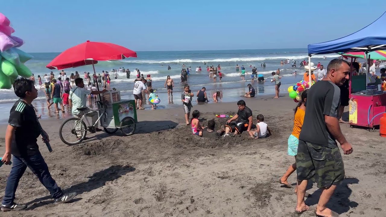 Salvadoreños disfrutaron el último día de vacación en playa El Majahual