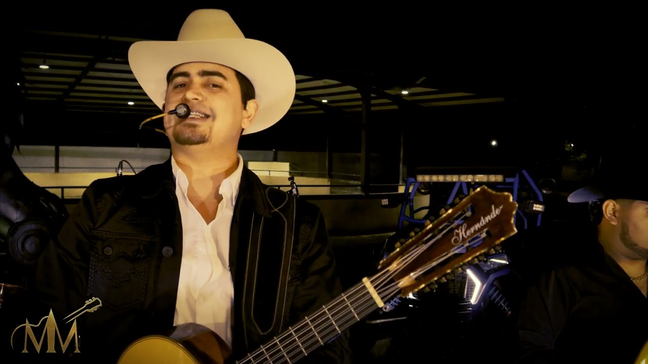 Marco Marroquin - Aunque Te Extrañe -  En Vivo
