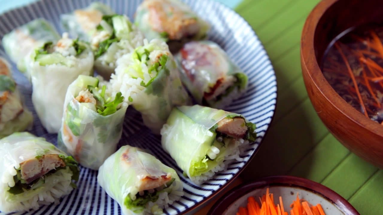 Rezept: Asiatische Frühlingsrollen mit Makrele