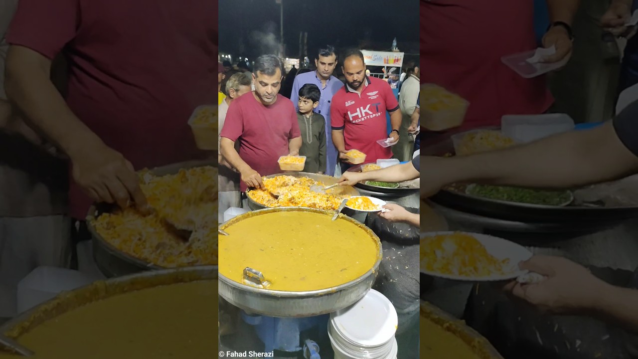 Beef Biryani & Haleem at Midnight in Karachi &ndash; A Ramadan Tradition | Street Food | Fahad Sherazi