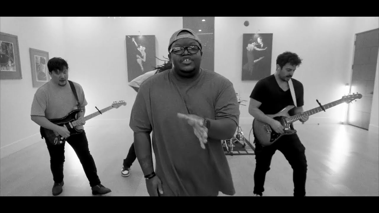 Amarionette - Lights Out (Official Music Video)