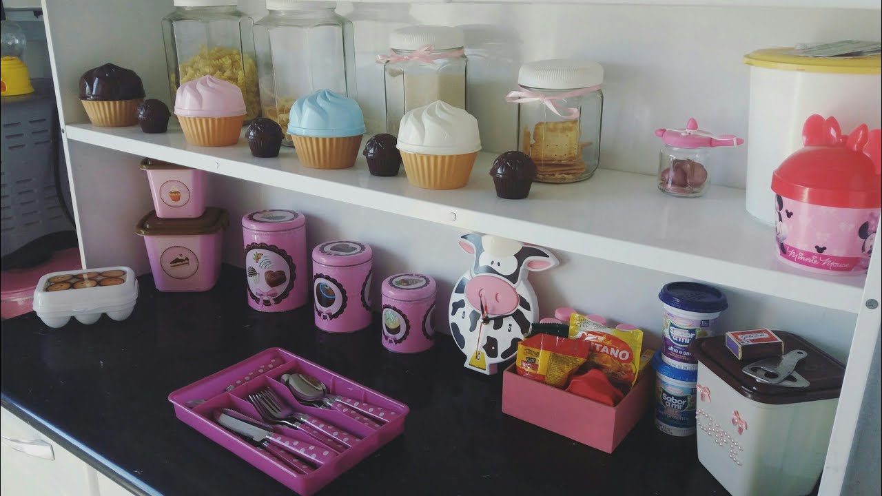 TOUR PELA MINHA COZINHA FOFINHA 💖 Casei aos 13 Por Thais Lima