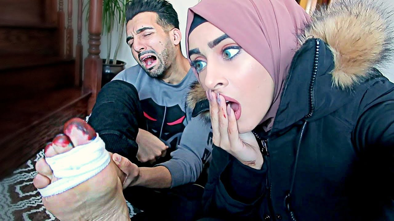 CUTTING MY TOE OFF PRANK (Gone Wrong!!)