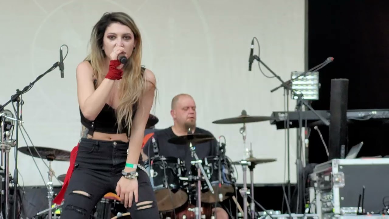 Gwendydd - Suicide, live in Bucharest, Romania, 15.05.2022