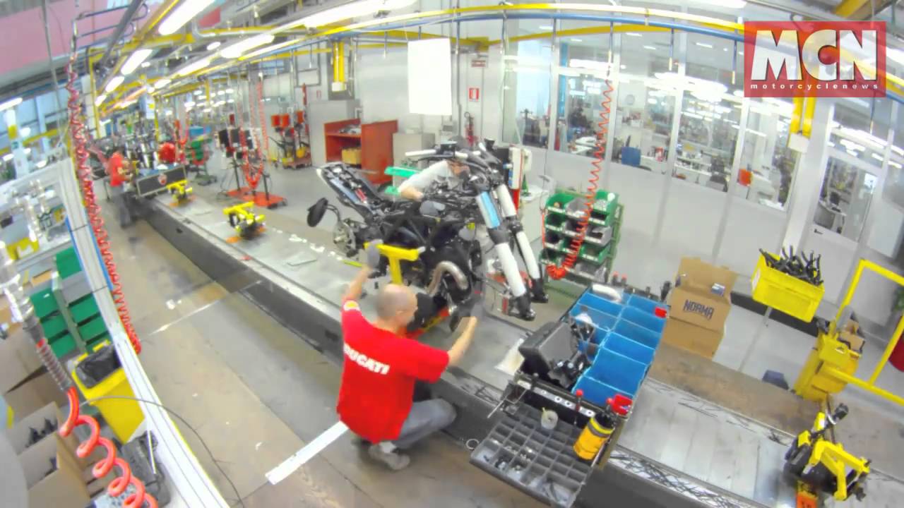Ducat Diavel production line time lapse