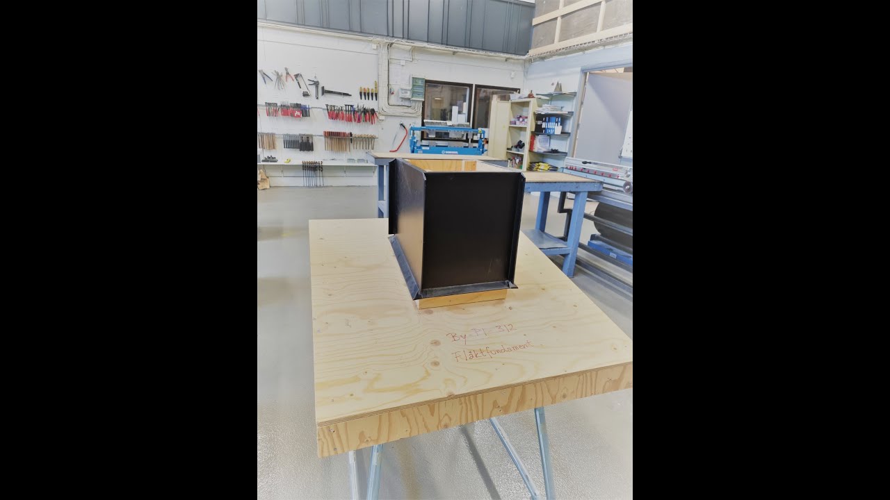 Inklädnad av ventilationshuv