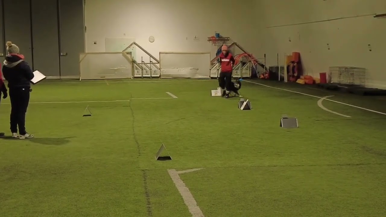 Vy&ouml;ti rallytokossa Rovaniemell&auml; 2.12.2023