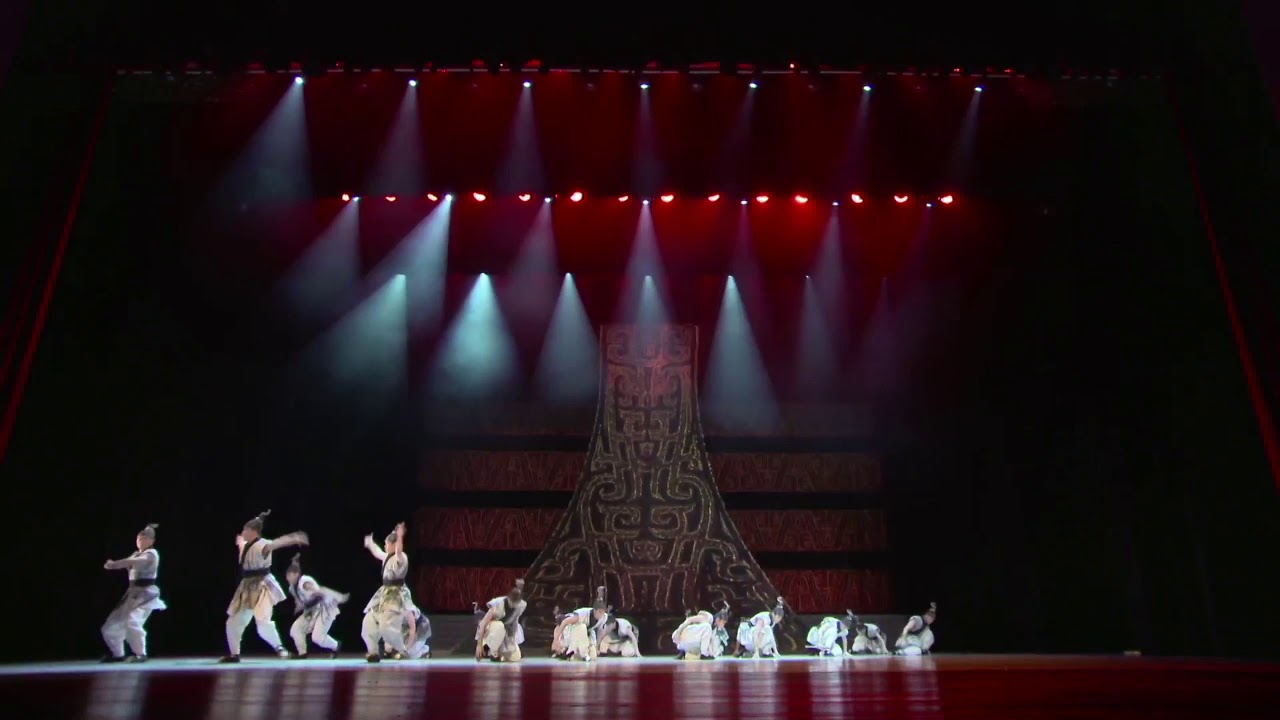 Dance: Chinese Characters—An Extract of Splendid China | 舞蹈《中国字》表现青铜冶炼，“中国“由来