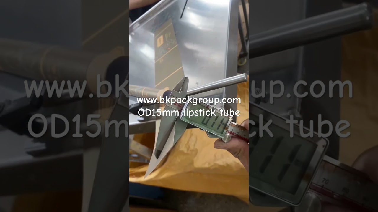 Small lip balm paper tube hot glue labels sticking machine