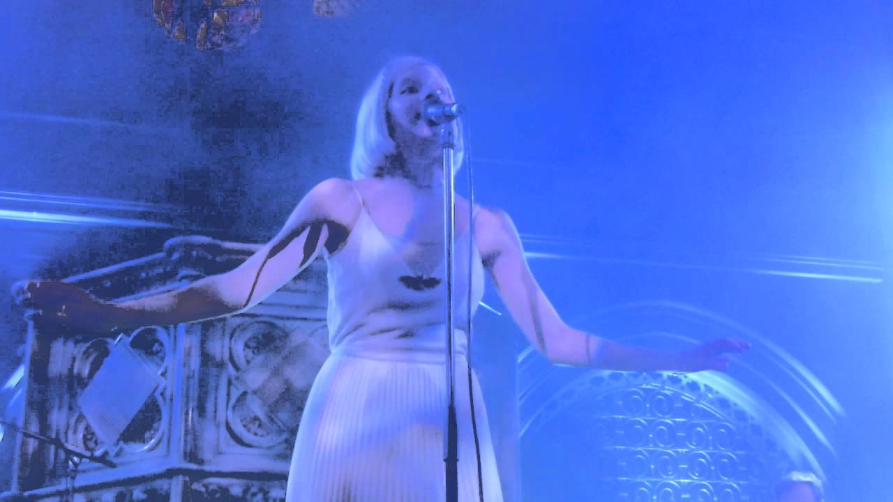 Aurora - Black Water Lilies (HD) - Union Chapel - 02.02.16