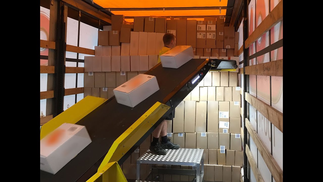 Automated Truck Unloading Telescopic Conveyor