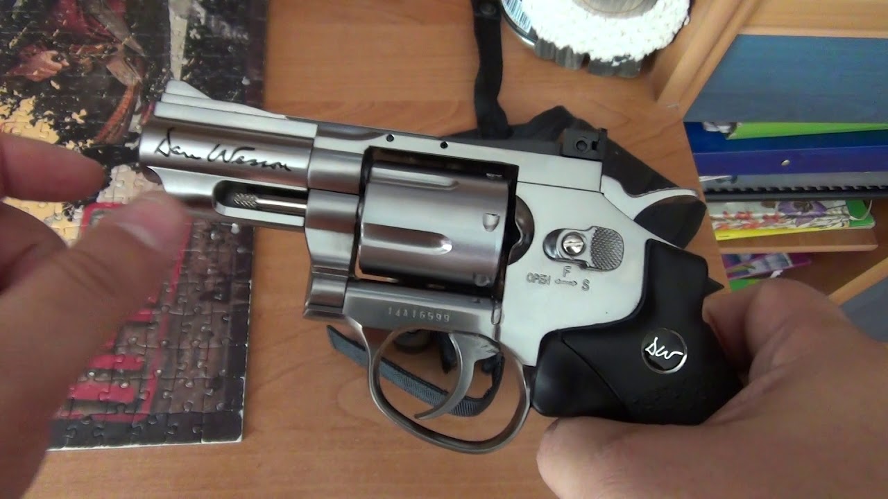 Dan Wesson CO2 revolver