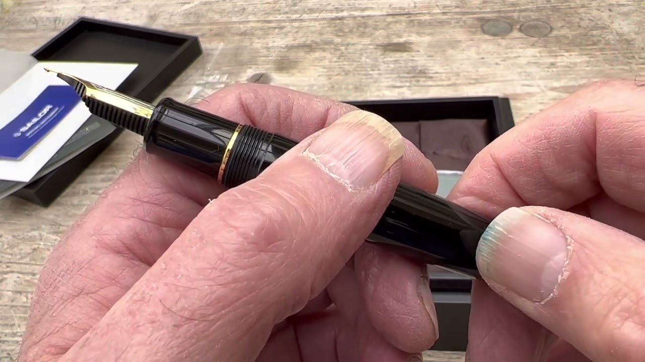 Write Here Pens look at the Sailor Ebonite King of Pen with a Naginata Togi nib