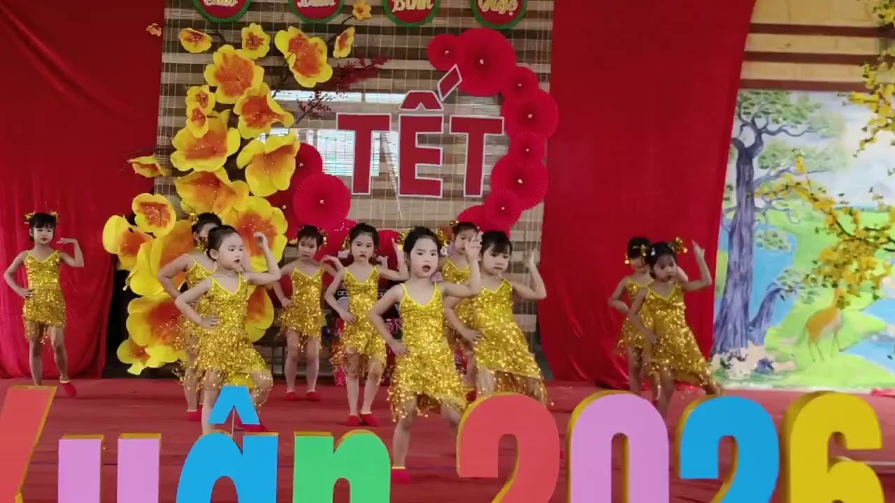 Kỉ niệm năm học cuối cấp mầm non của bạn Thuỳ