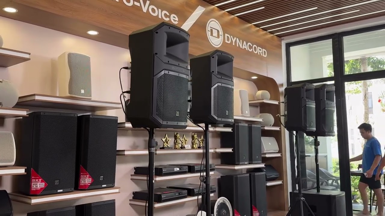 Kh&aacute;m Ph&aacute; Loa Electro-Voice Eviva 12P, Eviva 15P, Eviva 18Sp Hay 2025.