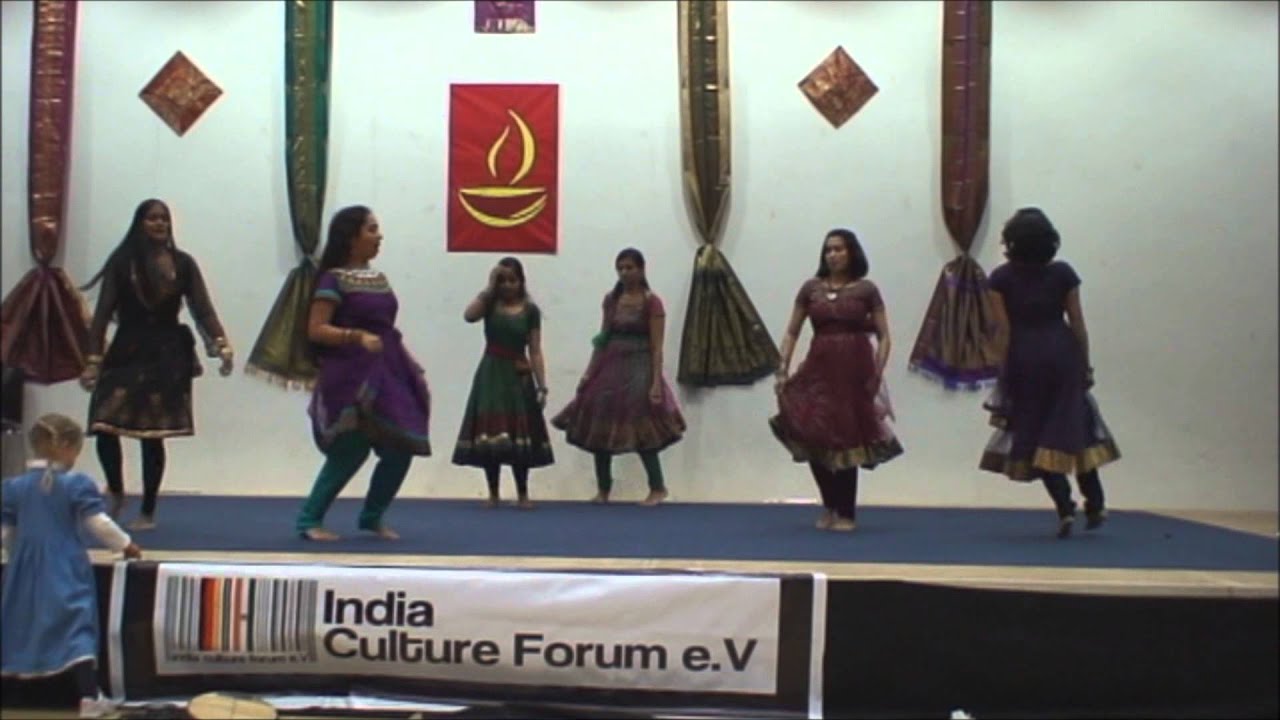 Bollywood dance