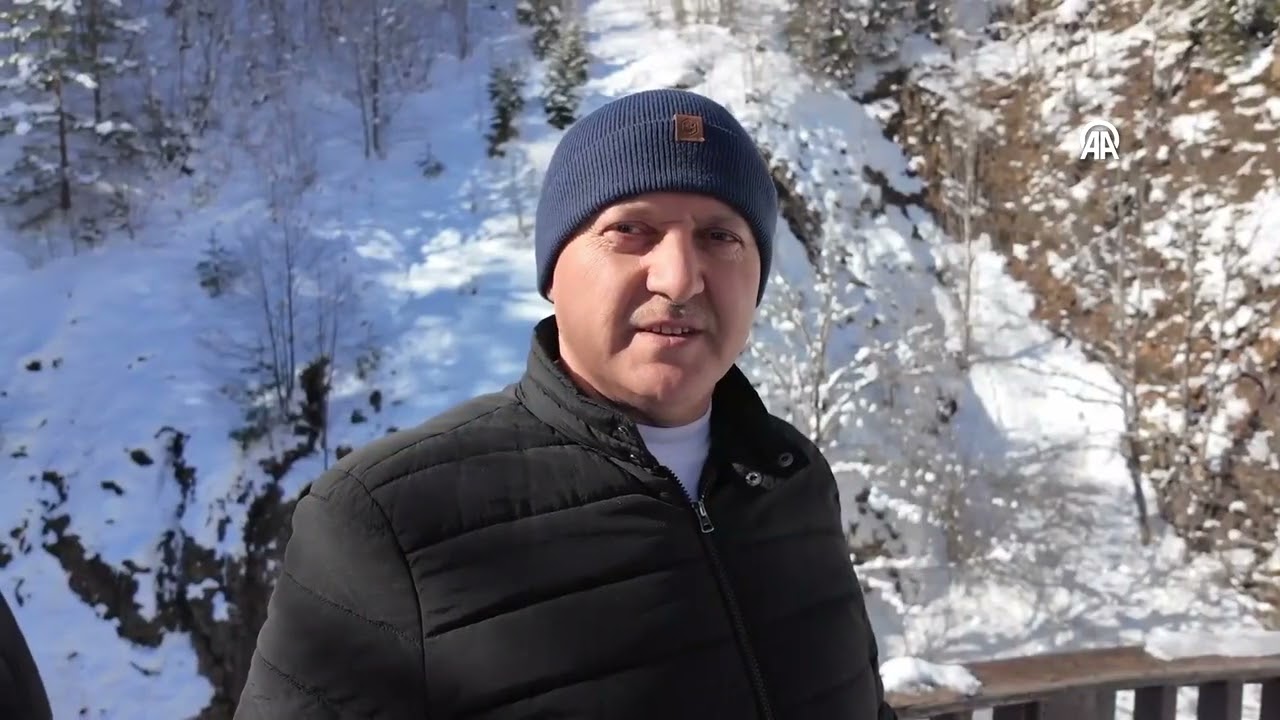 Giresun'daki Mavigöl ile Kuzalan Şelalesi beyaz örtüyle kaplandı