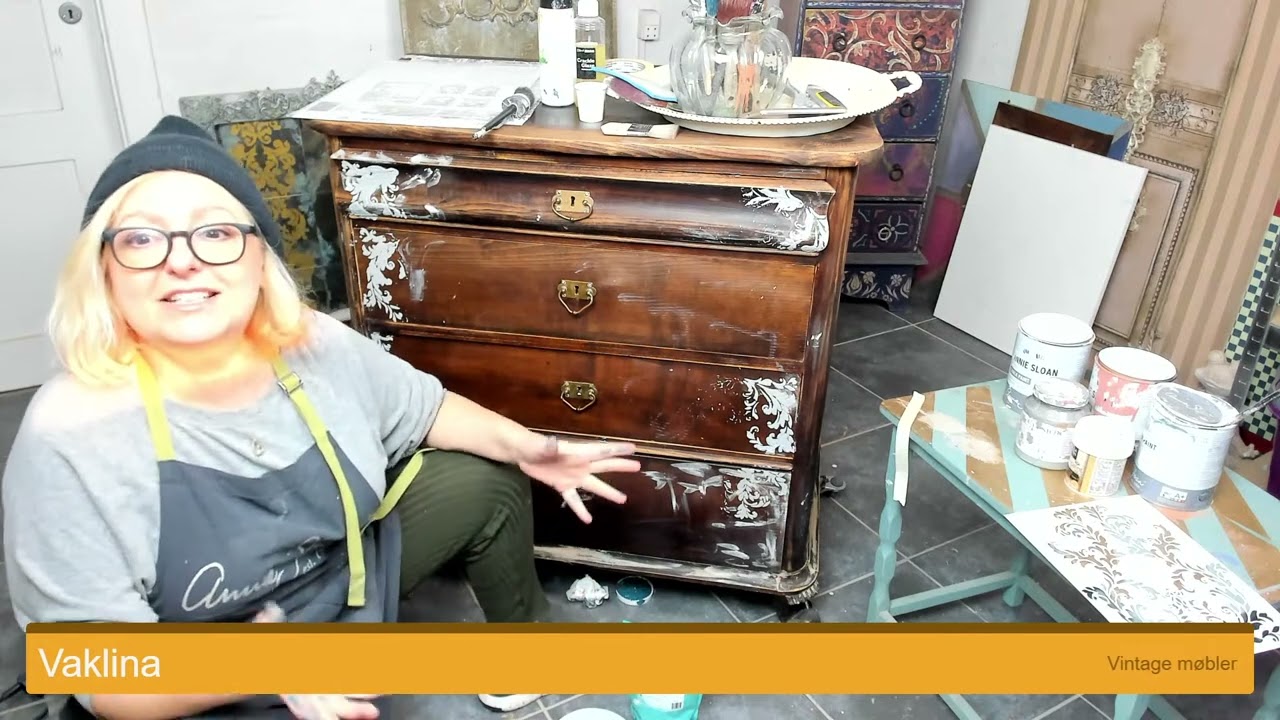 Копие на Vaklina Dicheva Live. Old dresser makeover.