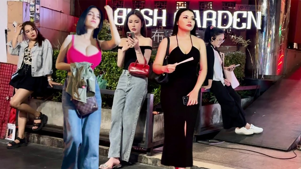 The CRAZY Reason Thermae Cafe Boom Boom Is Taking Over Bangkok!