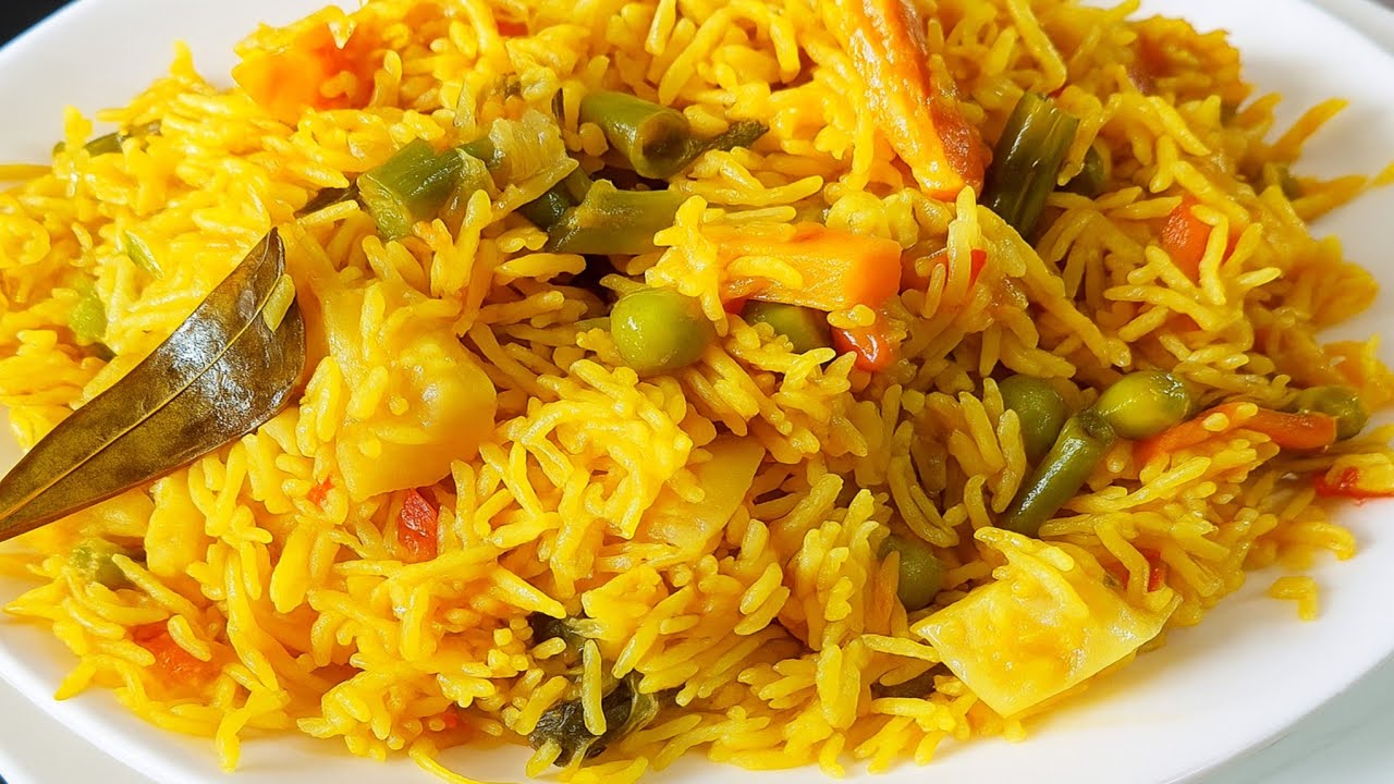 Simple Veg Biryani in Minutes | Pressure Cooker One Pot Biryani | Tastier Than Restaurant Biryani