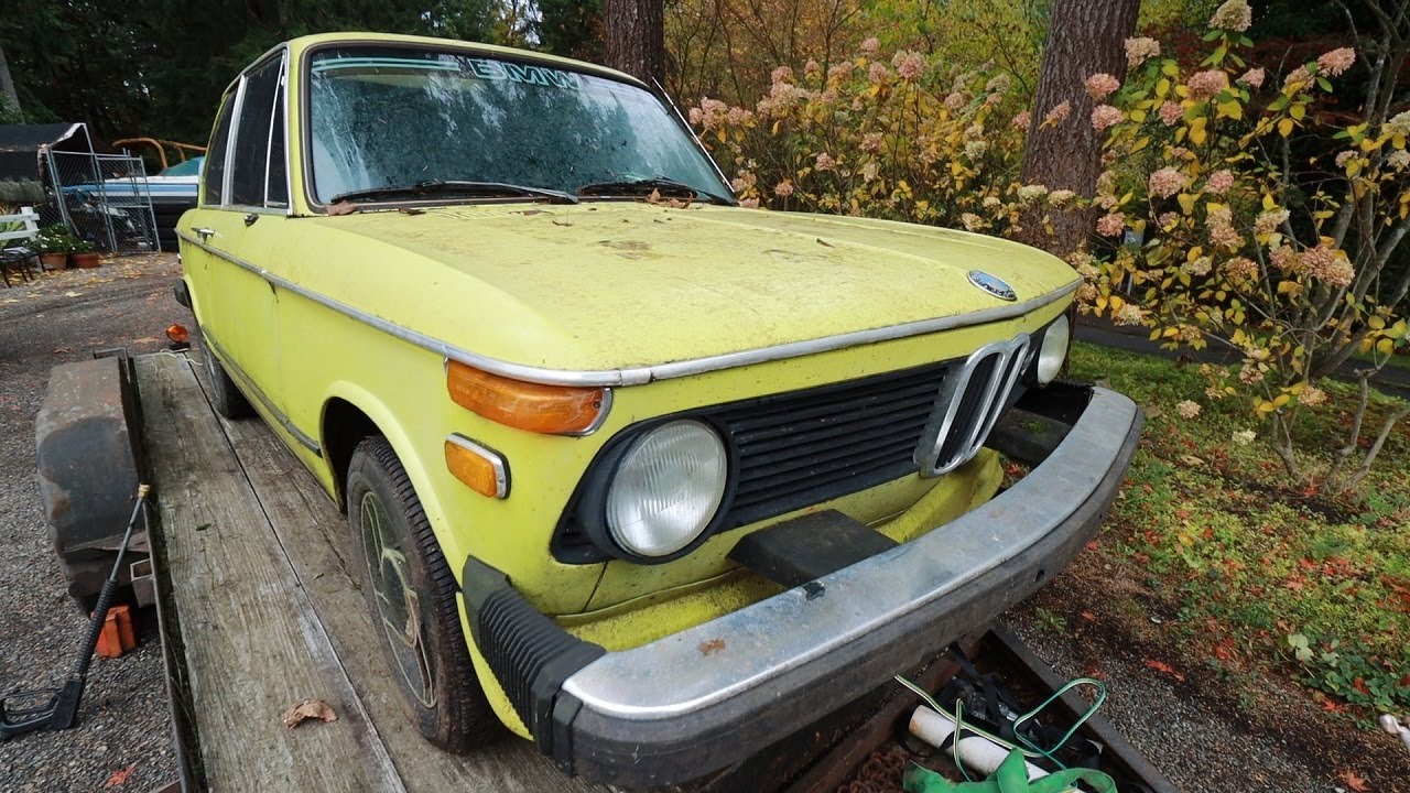 Дети находят BMW 2002 года
