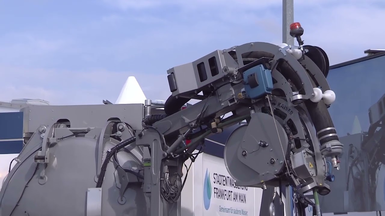 Kaiser AG Fahrzeugwerk TruckInActionShow IFAT2024