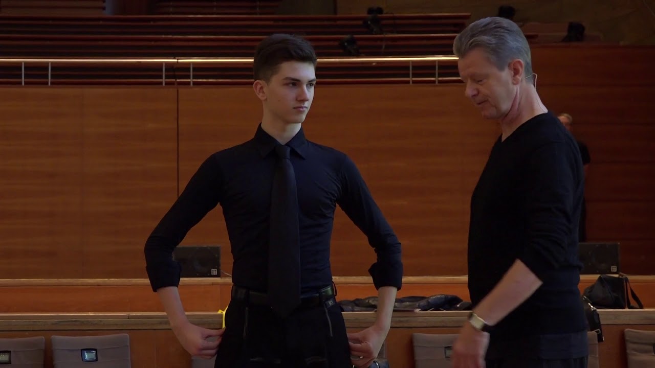 THE CAMP 2016 Ballroom Lecture on Gravity and Movement by Lasse Oedegaard
