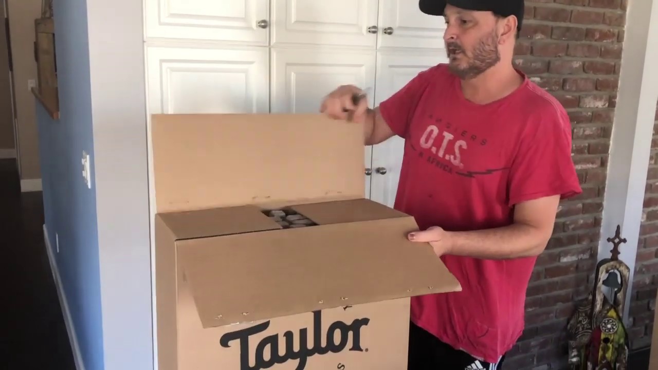 Unboxing Taylor 717e Grand Pacific Builders Edition Acoustic Guitar