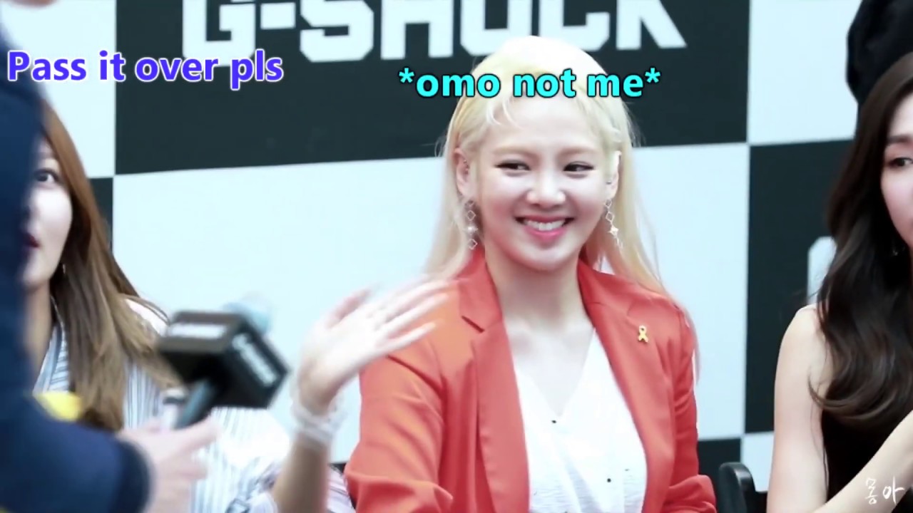 SNSD's Avoiding the Mic funny Compilation 소녀시대 [HD]