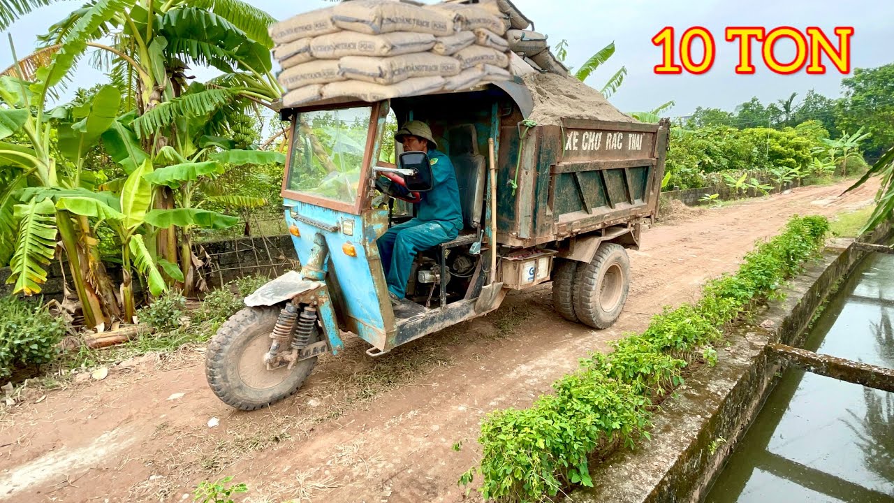 CÔNG NÔNG TO SIÊU KHOẺ ĐỘNG CƠ 33 DIESEL CHỞ XI CÁT QUÁ TẢI |  3-wheeled vehicle loads a lot of sand