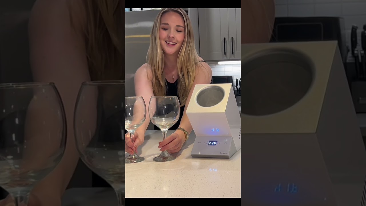 Cobalance&reg;| Electric wine chiller is the best gift for wine lovers.#wine #gifts#winecooler