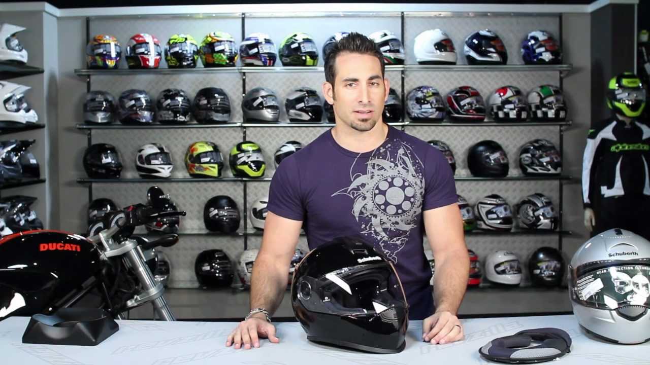 Обзор шлема Schuberth S2 на RevZilla.com
