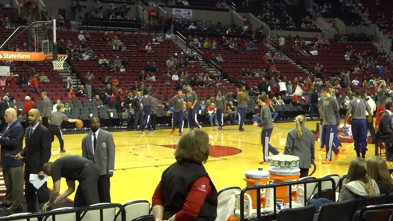 Phoenix Suns pre-game warm up @ Moda Center