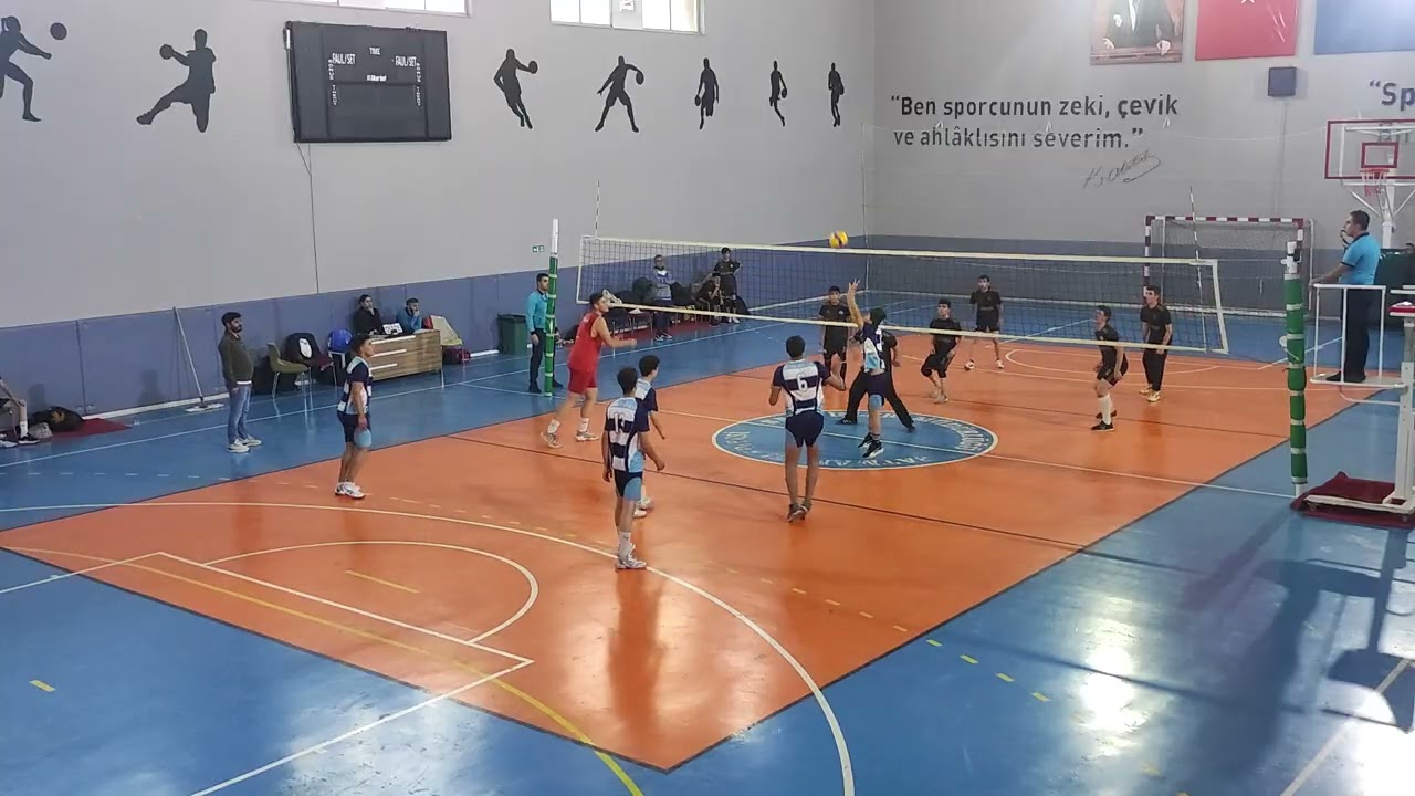 Batman Spor Lisesi - Ziya Gökalp Anadolu Lisesi (2025-2026 Okul Sporları Voleybol (E) Çeyrek Finali)