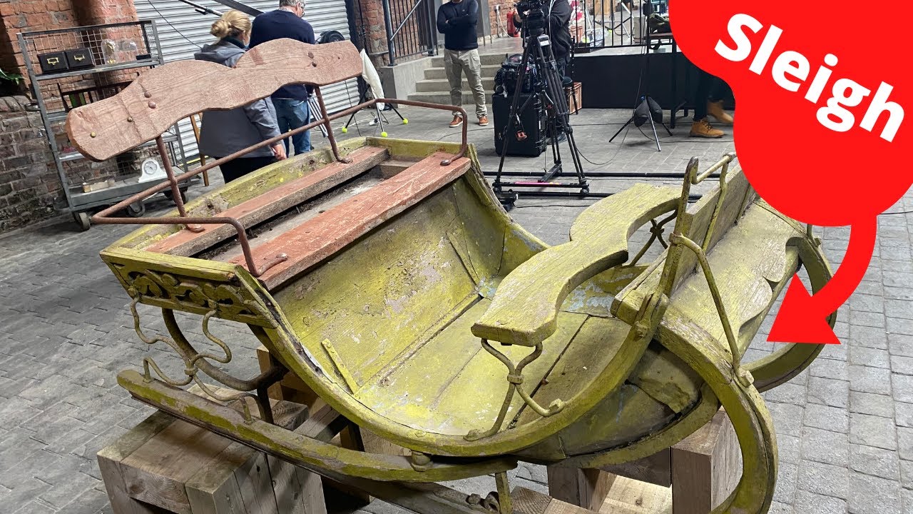 Turning This Rotten Sleigh Into THE MAGICAL SANTA'S SLEIGH - Can It Be Done!
