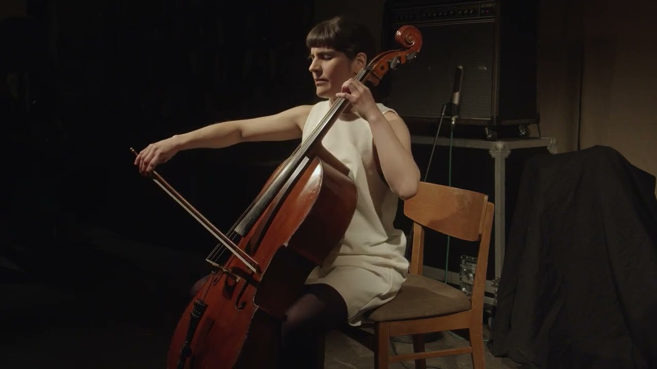 eavesdropping festival: Isidora Edwards (29 March 2025)