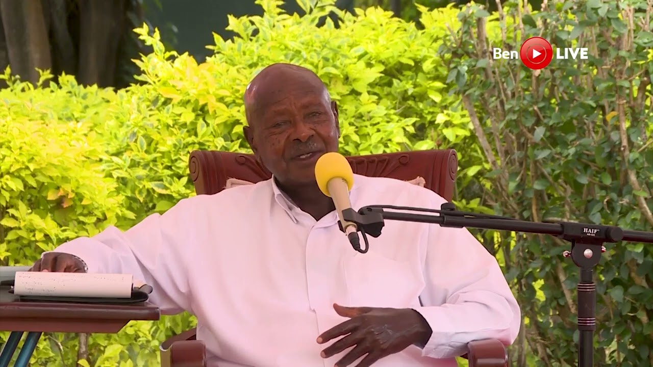 Museveni azzimu Munamawulire Ebibuzo Ebikambwe
