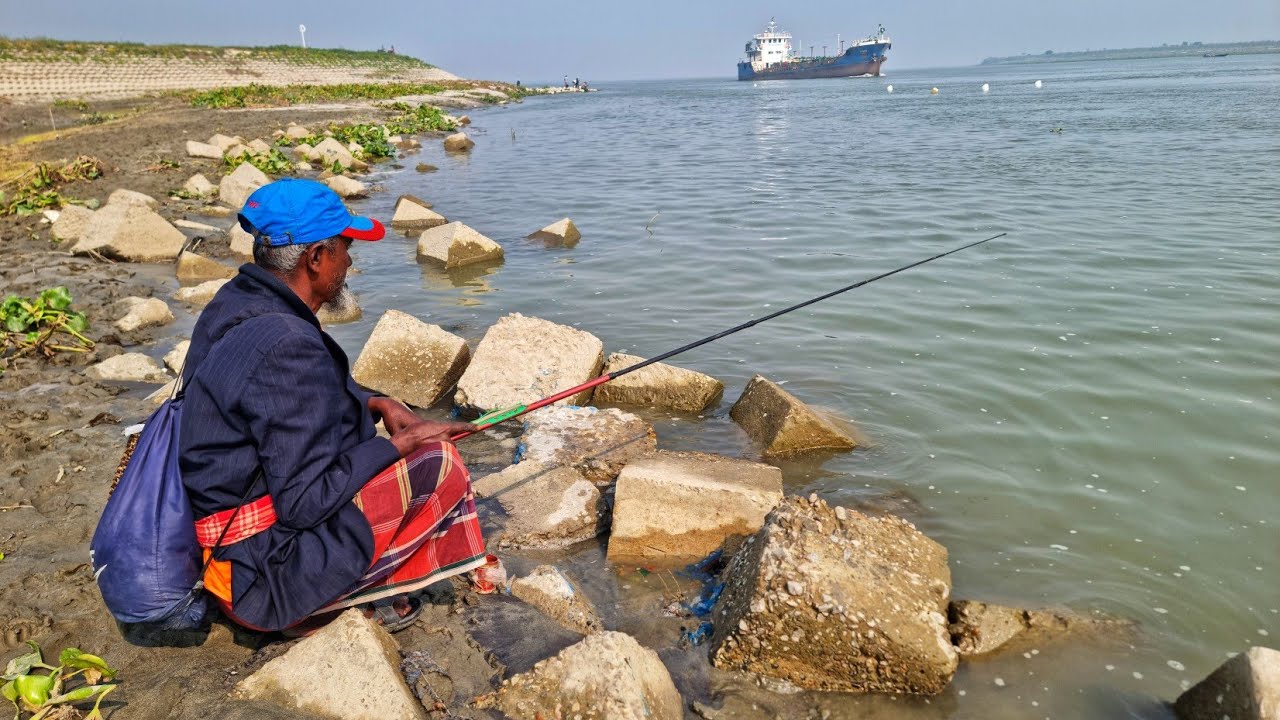 যমুনা নদীতে আক্কাস মামার টেংরা গুলশা মাছধরা | Fishing Video | Hook Fishing | Fishing BD Fast Tv