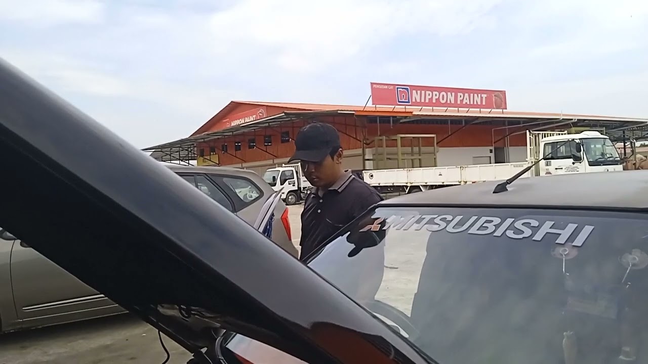 proton saga lmst : klu enjin mati2 jgn panik buka 1  but saiz 17 lepas tu tiub angin