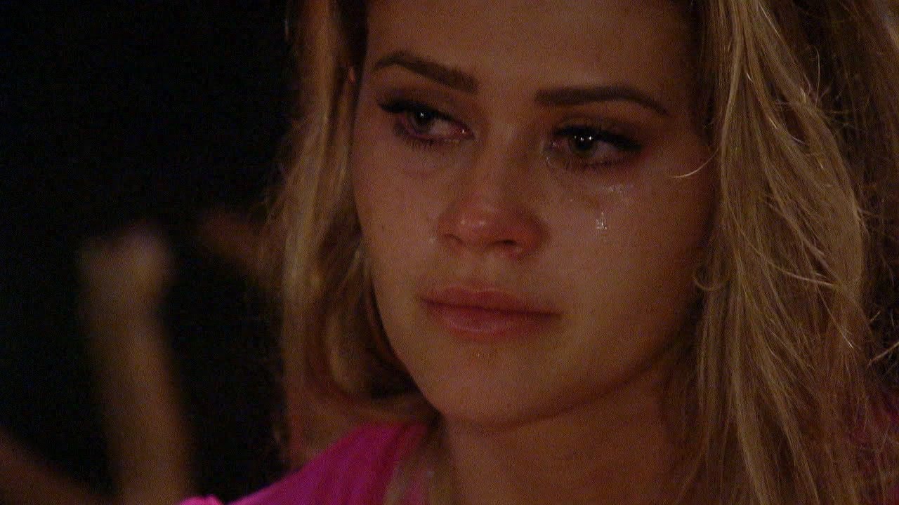Dean Breaks Up With Caelynn - Bachelor in Paradise