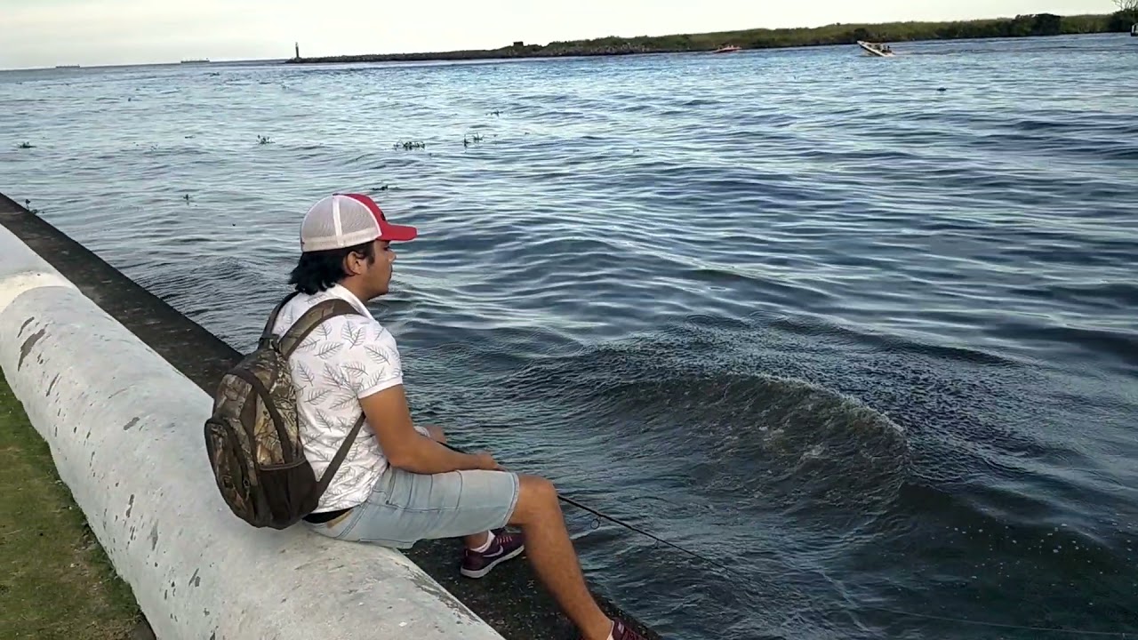 Pescando en boca del Río Veracruz con gomitas