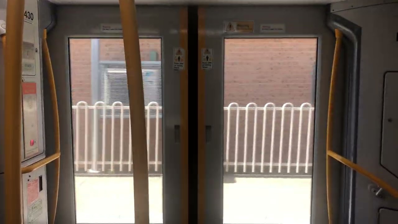 Waratah A set train ride from Clarendon to Windsor