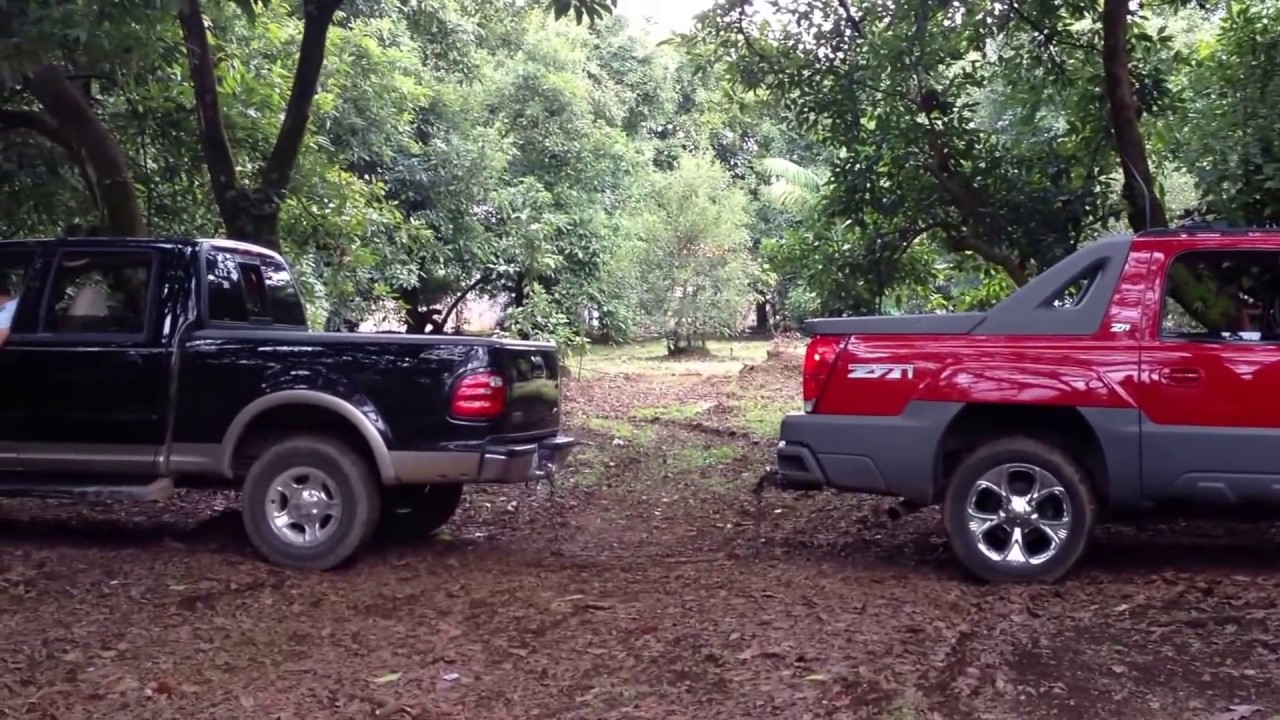 Ford Lobo VS Chevrolet Avalanche
